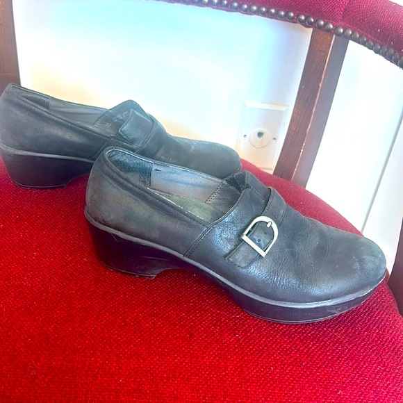 Dansko Leather Comfort Clogs - Picture 2 of 5